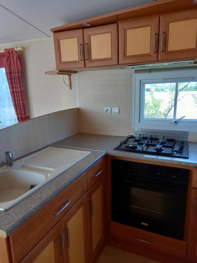 Mobilhome Nature Saint-Laurent-sur-Mer Εξωτερικό φωτογραφία